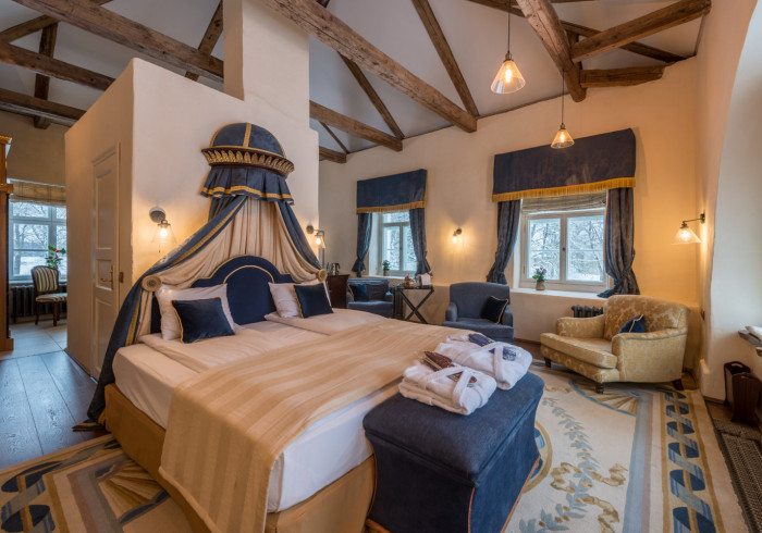 asendada originaalpildiga